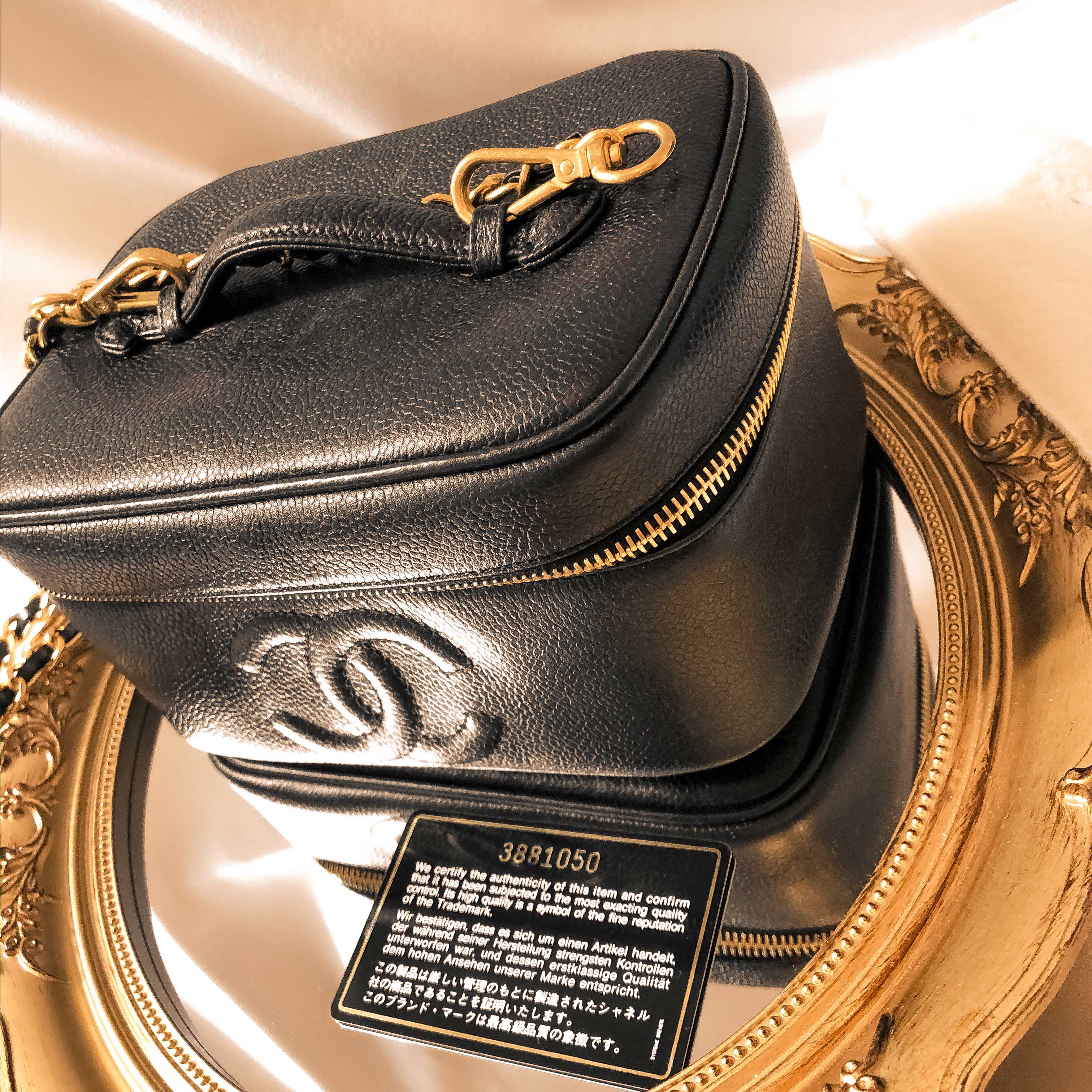 Chanel Makeup Vintage Bag –